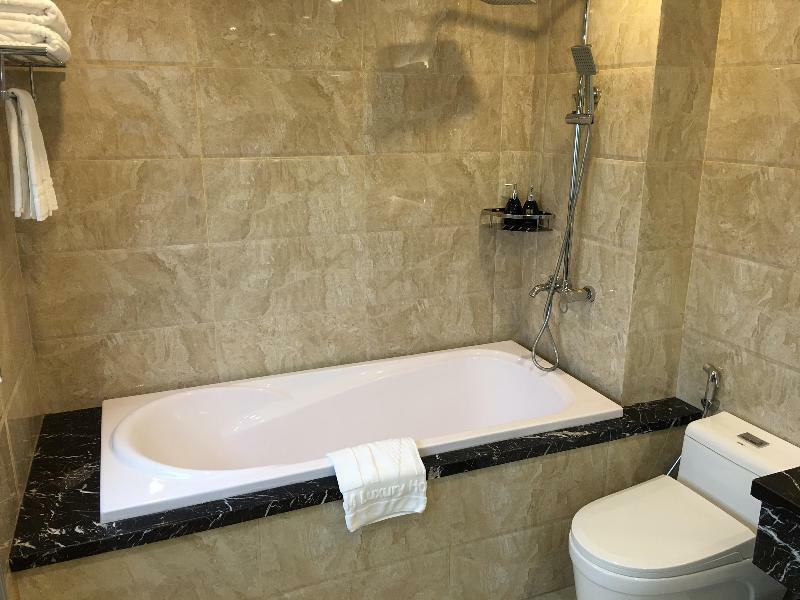 T&M Luxury Hotel Ханой Екстериор снимка